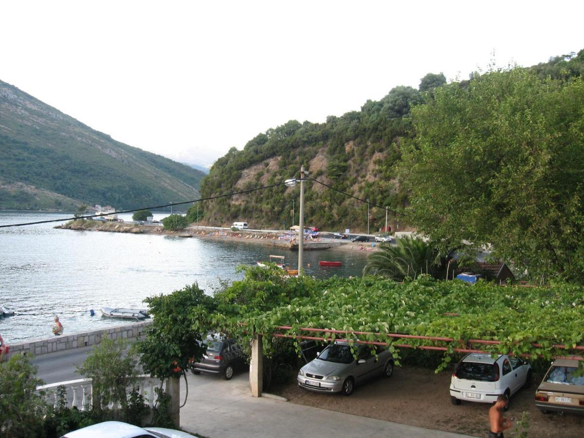 Stevovic Apartments Tivat Exterior photo